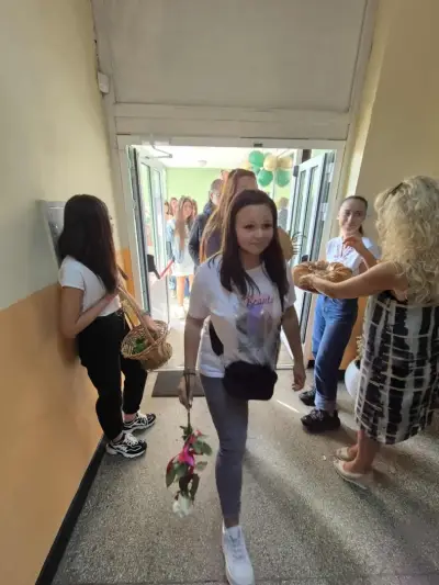 ТЕХНОЛОГИЧНА ПРОФЕСИОНАЛНА ГИМНАЗИЯ МАРИЯ КЮРИ