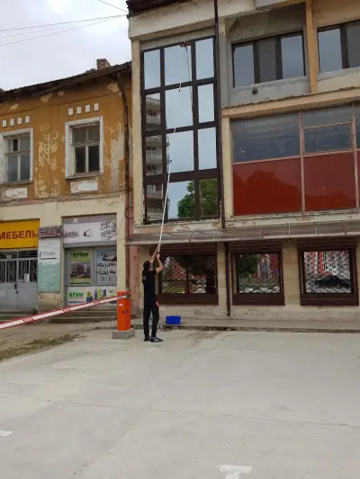 Професионално Почистване "Блясък 056" ЕООД
