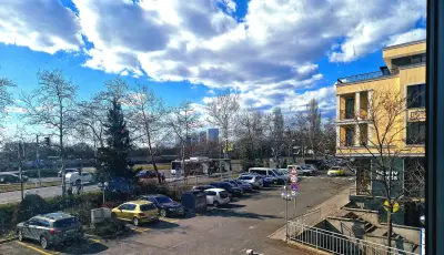 Аква Хотел