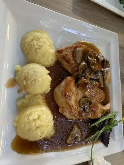 San Stefano Bistro and Garden