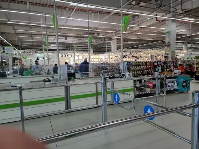 Практикер Варна