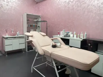 Кола маска, фризьор, солариум, студио RELAX & LUX