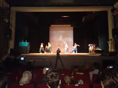 АРИЕЛ ТЕАТЪР