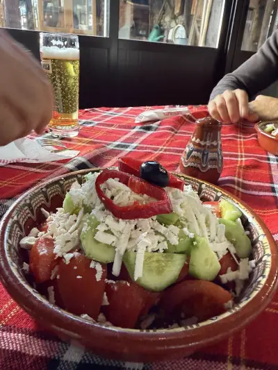 Шапковатъ кръчмъ