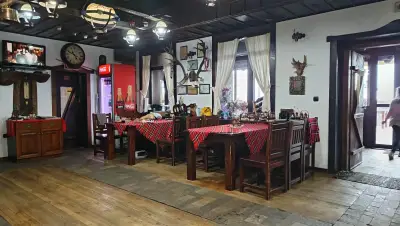 Шапковатъ кръчмъ