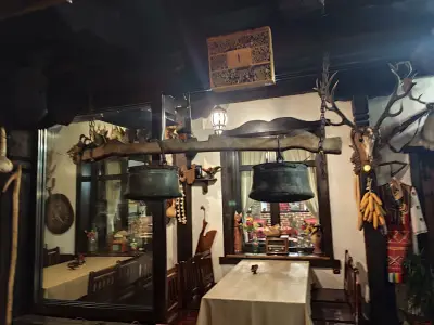 Шапковатъ кръчмъ