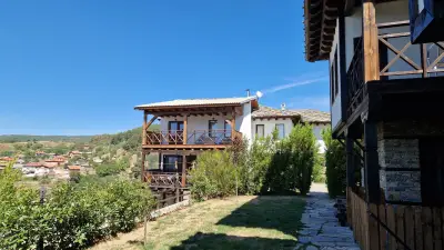 КАЛПАЦИТЕ - Kalpacite Guest Houses