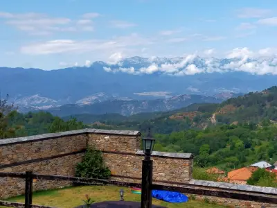 КАЛПАЦИТЕ - Kalpacite Guest Houses