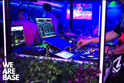 Club Base