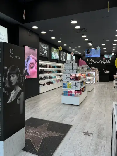 ZLATNA RIBKA Mall Galleria Burgas