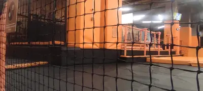 Батутен парк AREA 52