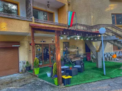 Hotel Piri Хотел Пири