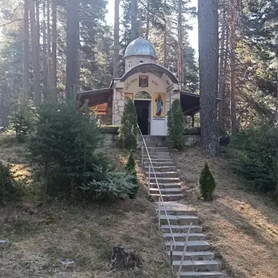 Хижа „Попови ливади“