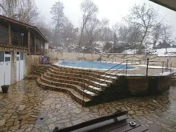 ХОТЕЛ ЧЕРНИЯТ КОС