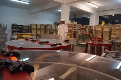Пчеларски магазин Хосейни