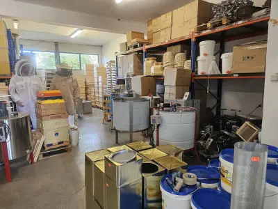 Пчеларски магазин Хосейни