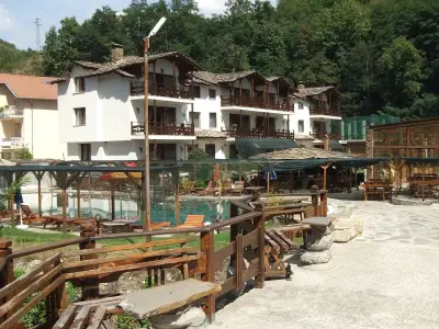 Хотел Петрелийски