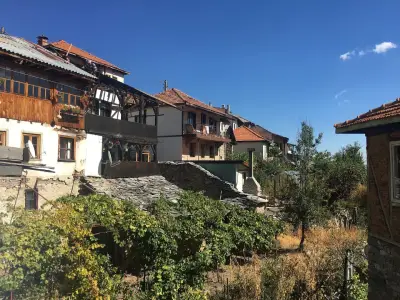 Златинови Къщи
