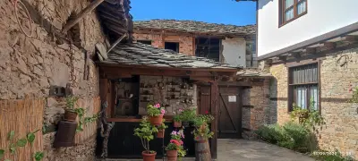 Тодорината къща
