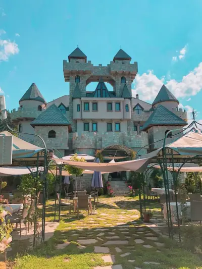 Royal Valentina Castle