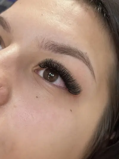 Nicolle Beauty Boutique | Студио за красота Хасково | Кола Маска | Почистване на лице | Професионален грим |
