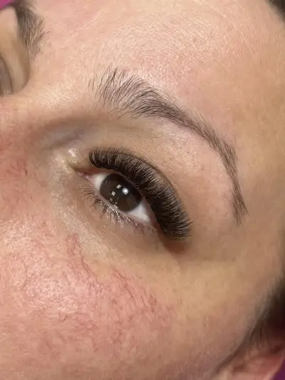 Nicolle Beauty Boutique | Студио за красота Хасково | Кола Маска | Почистване на лице | Професионален грим |