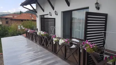 Einstein House & Spa