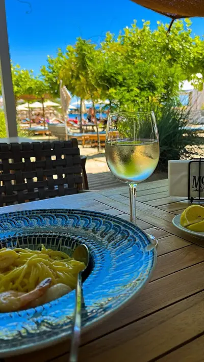 MORE beach restaurant