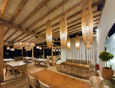 MORE beach restaurant