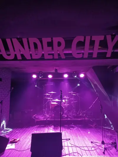 Under City - Bar Rock Spirit