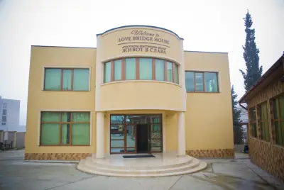 Църква "Живот в Слава"