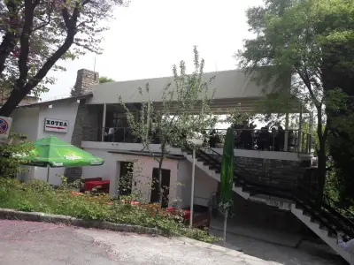 Хотел Хижата