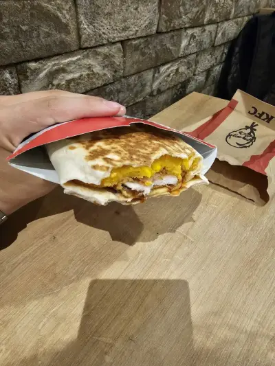KFC СТУДЕНТСКИ ГРАД
