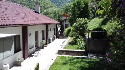 Аква Варвара Хотел