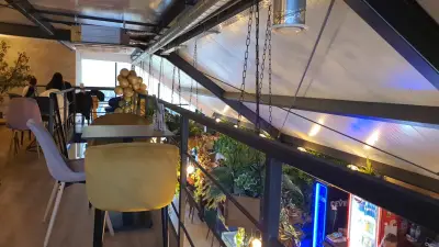VM Café & Sweet
