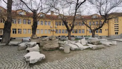 Академия за музикално, танцово и изобразително изкуство „Проф. Асен Диамандиев“ – Пловдив