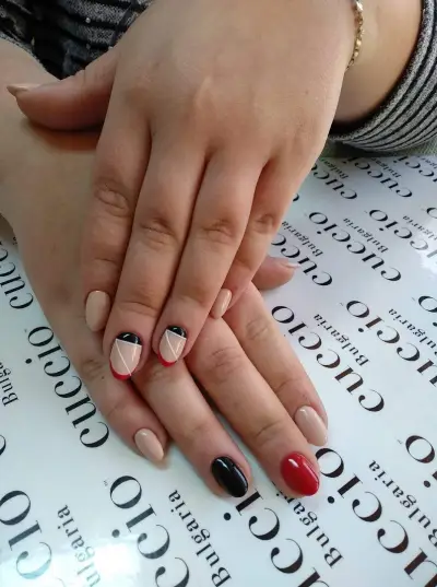 Nails by Emi A.
