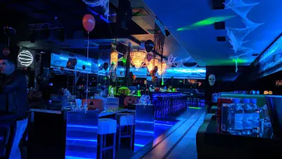 Клуб Сикретс
