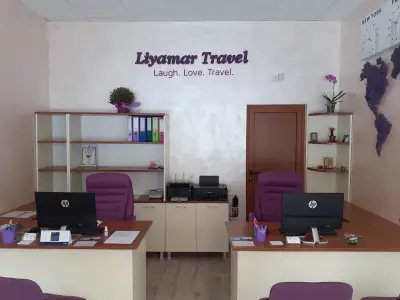 Liyamar Travel