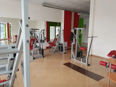 Спортен център 33 - Фитнес