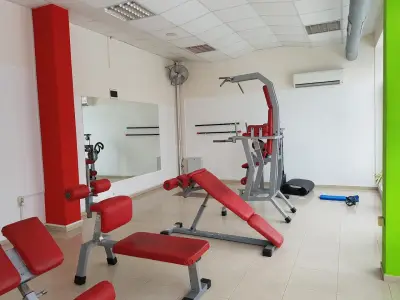 Спортен център 33 - Фитнес