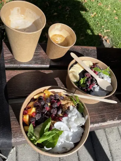 Coconut coffee & smoothies