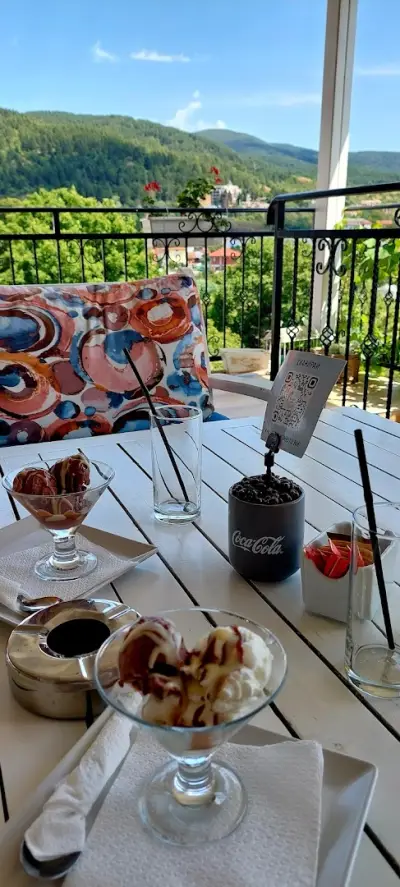 The Secret Garden Guest House & Cafe