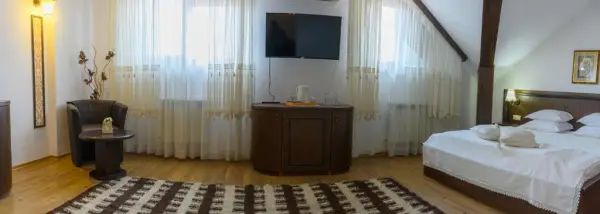 Джуниър суит 