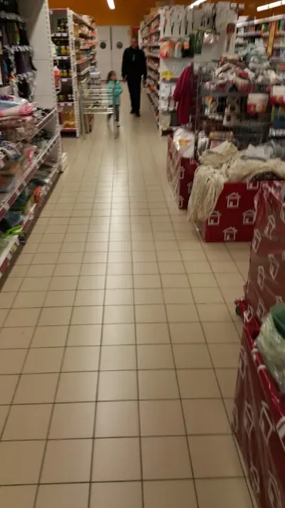 T MARKET