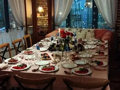 Bistro Happy House