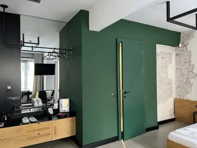 R34 Boutique Hotel