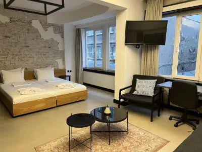 R34 Boutique Hotel