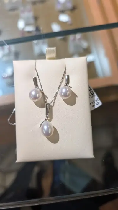 Melanit Art Gallery & Jewelry