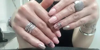 Beauty studio art nails Irena